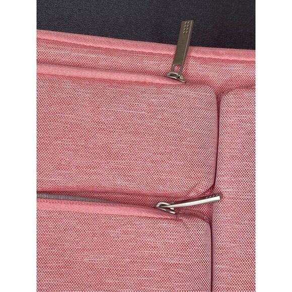 Lacdo Pink Laptop Computer Sleeve Case 9”X13”X2” NWT - Picture 2 of 11